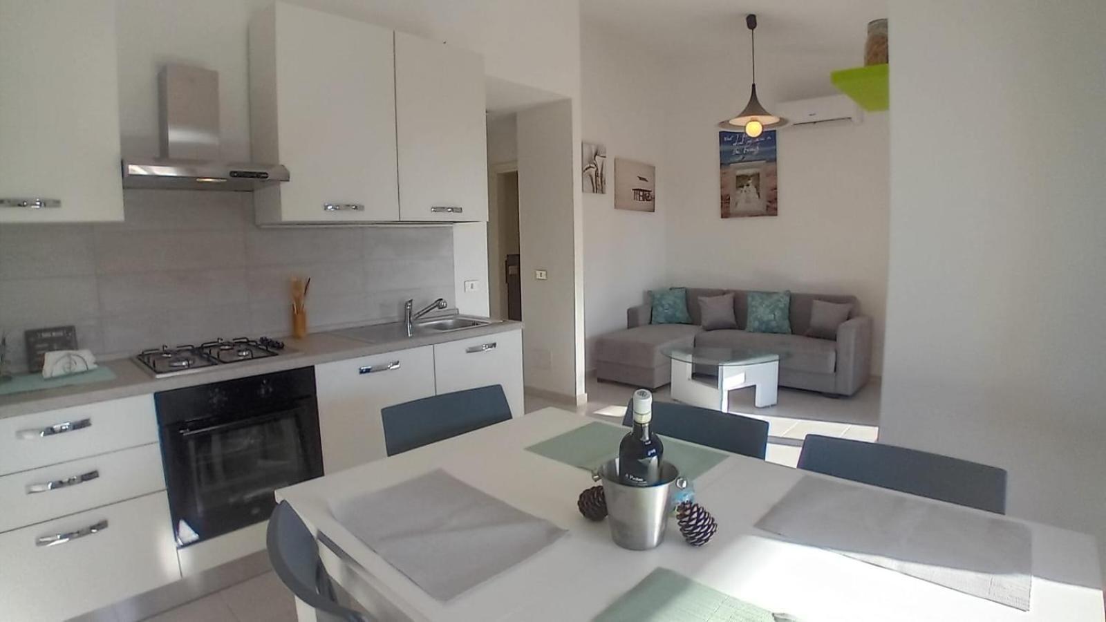 Villini Cala Del Sole - Infinityholidays Costa Paradiso Extérieur photo